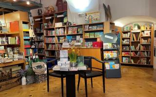 Innenaufnahme der Leporello Buchhandlung.